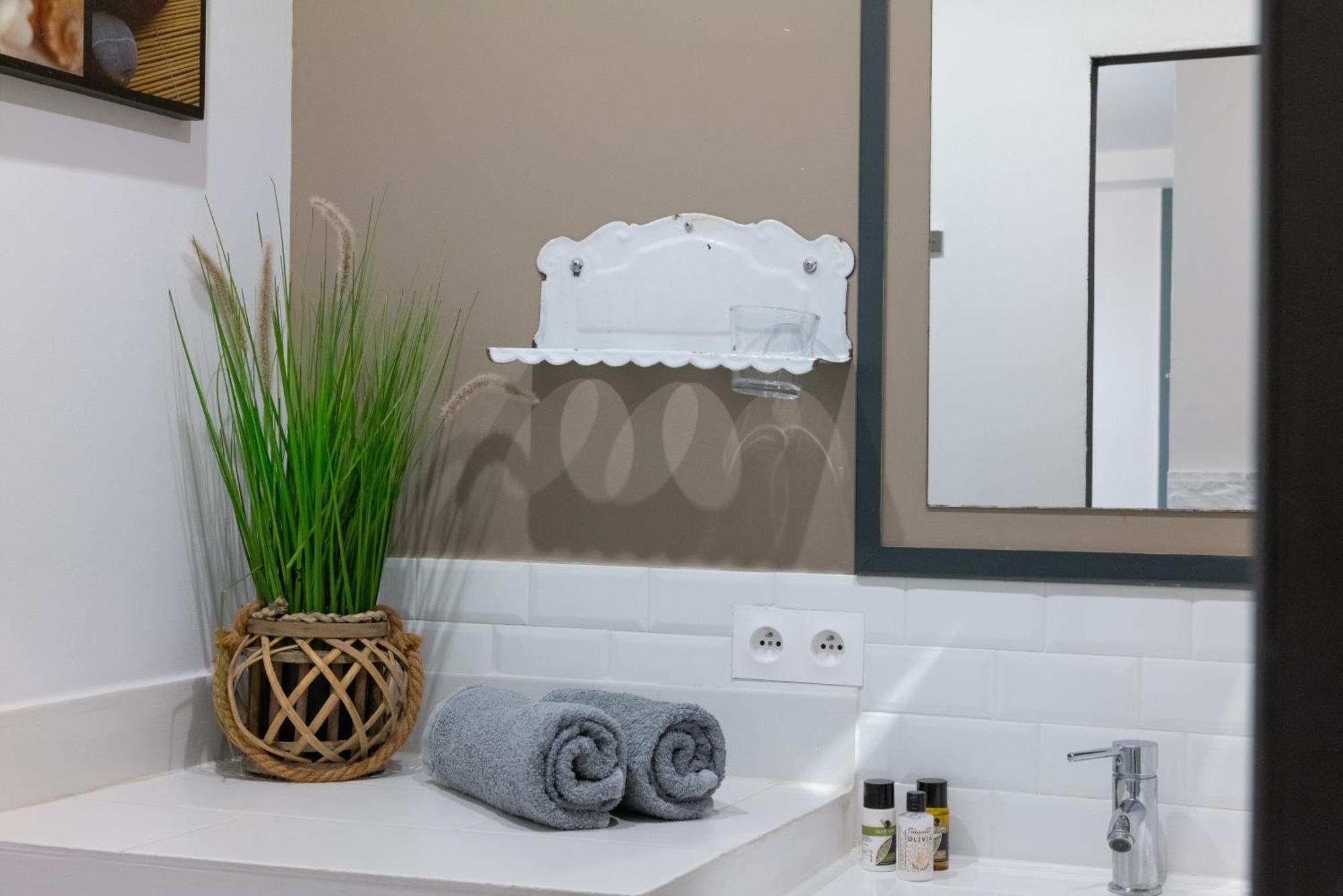 Appartement Classe 3 Etoiles - Canohès Екстериор снимка